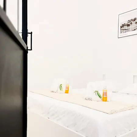 L'iris - Suquet Centre * 칸느