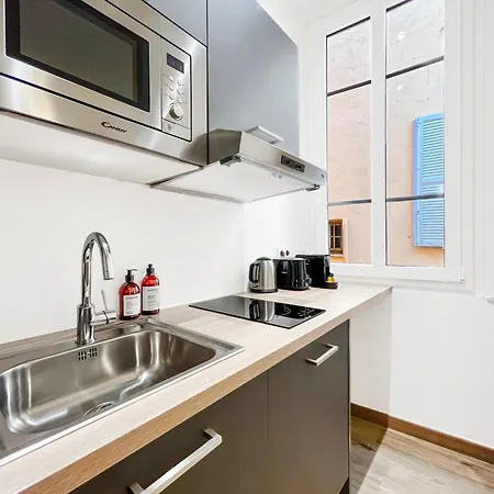 L'iris - Suquet Centre * Cannes